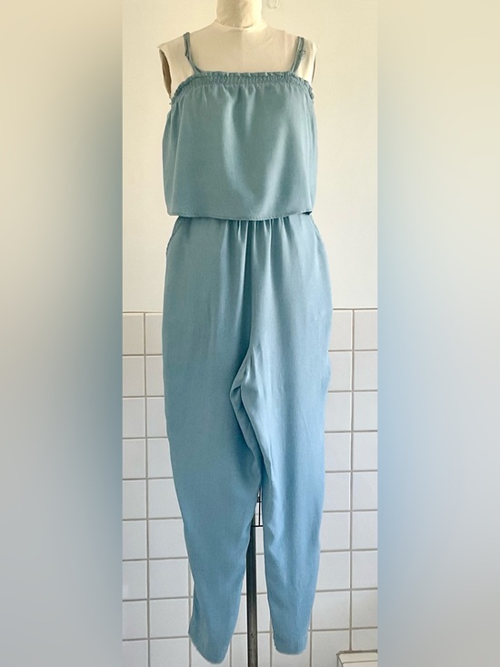 Splendid Pants - Splendid Blue Chambray Jumpsuit Spaghetti Straps Elastic Waist Sz: L NWOT